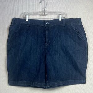 Lane Bryant NWT Women’s Size 26 Bermuda Shorts Dark Wash Denim Plus Size